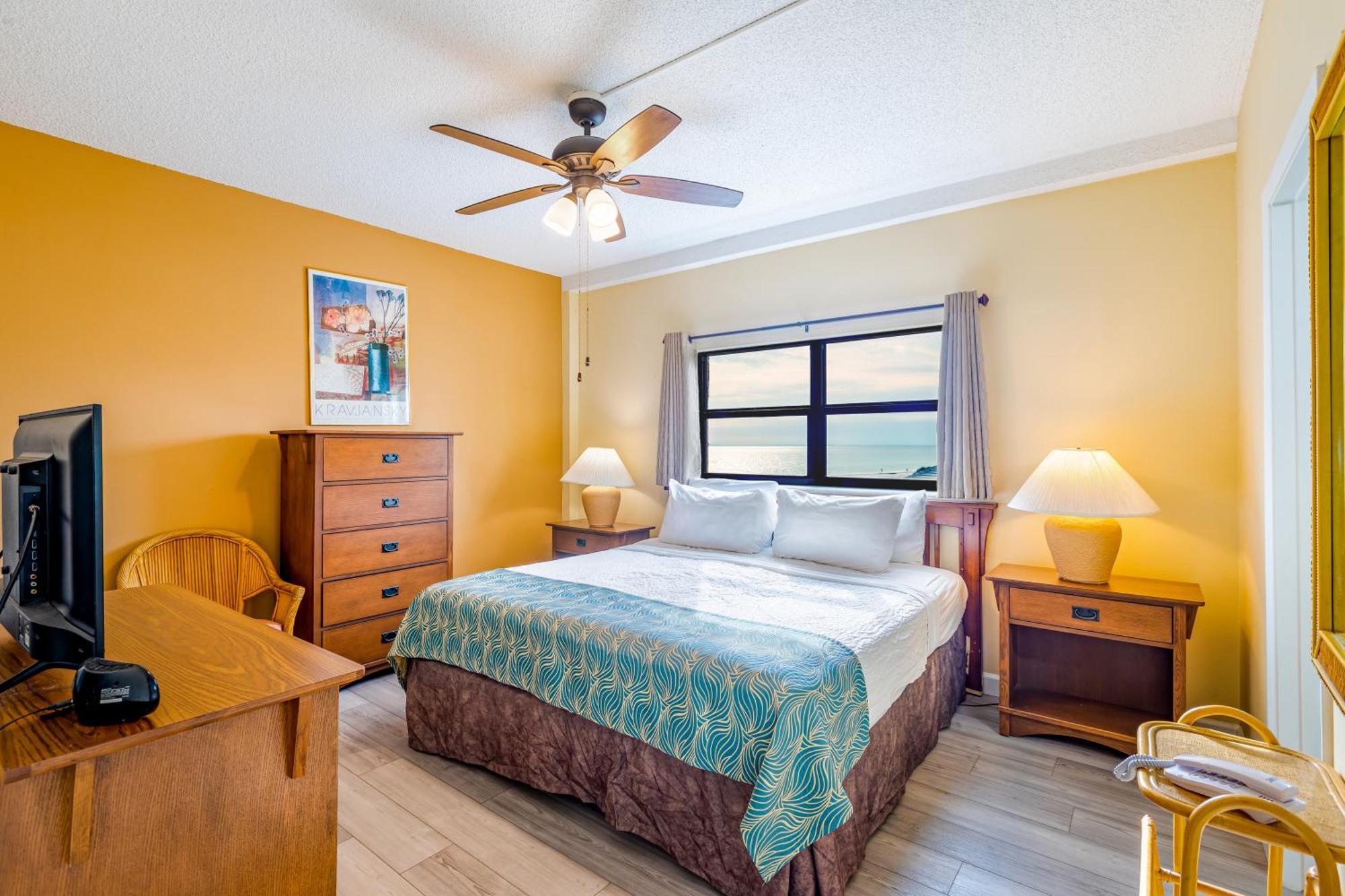All Seasons Vacation Resort By Liberte Madeira Beach Bagian luar foto